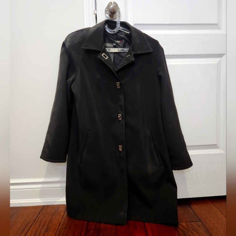 Women's Black Jacket
